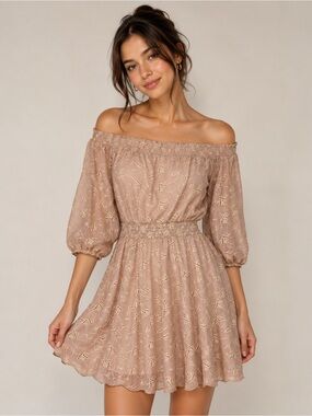 ASTR the Label Small Eyelet Boho Chic Off-Shoulder Dress